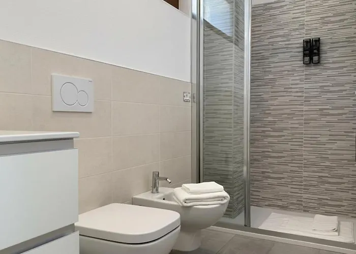 아파트 Aparthotel San Carlo - Tonale - Apt Con Balcone 티라노